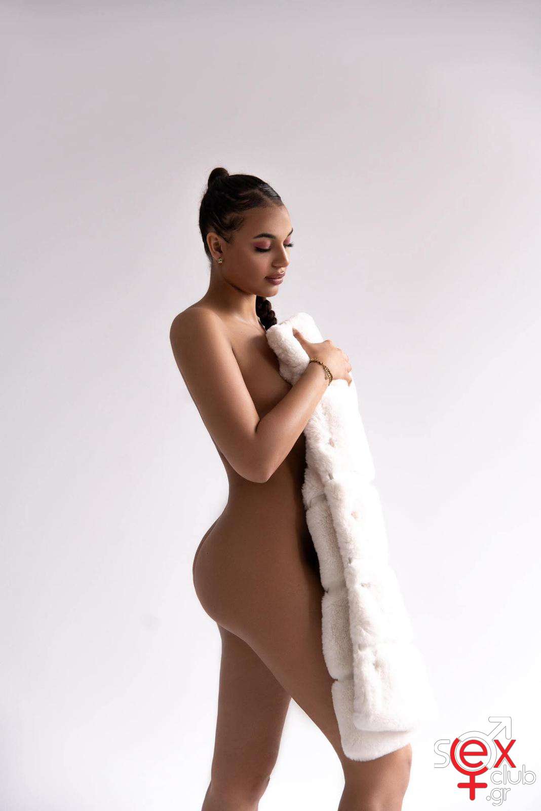 Δυό μέτρα μουνί